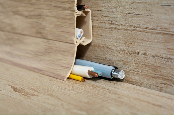 Quelle essence de bois choisir pour des plinthes en bois ?